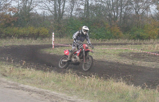 Peter Weiss i fin stil, Brande Enduro 2010