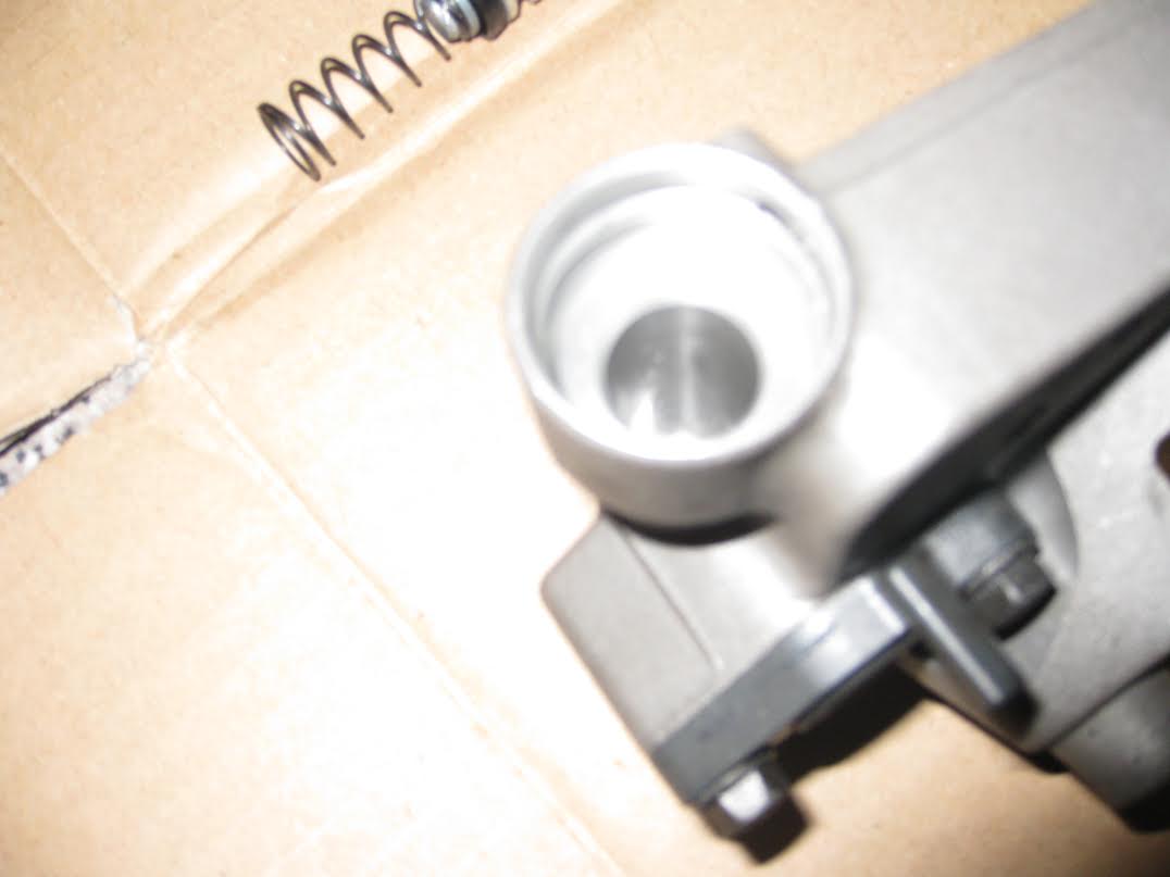 Bageste caliper og sekundær mastercylinder